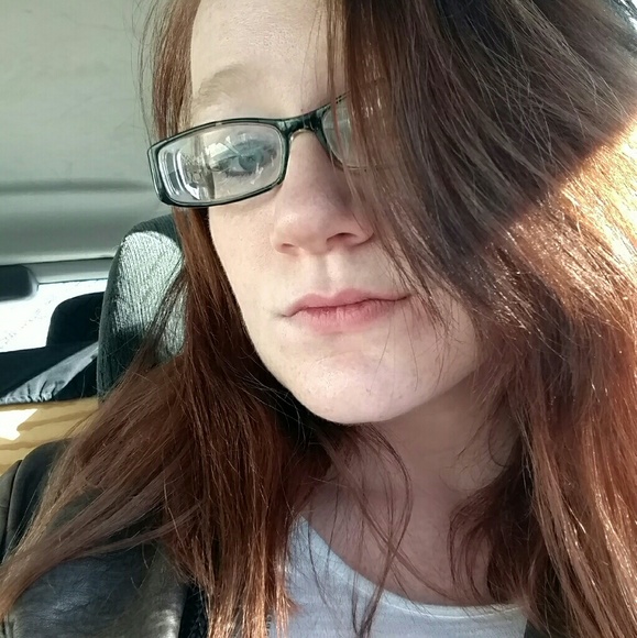 Meet your Posher, Shelly