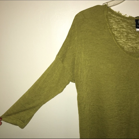 Oversized Top - Picture 2 of 3