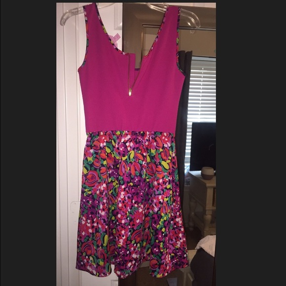 Lilly Pulitzer dress size small - Picture 2 of 2