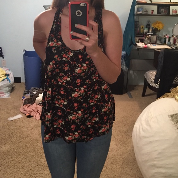 floral tank top - Picture 1 of 1