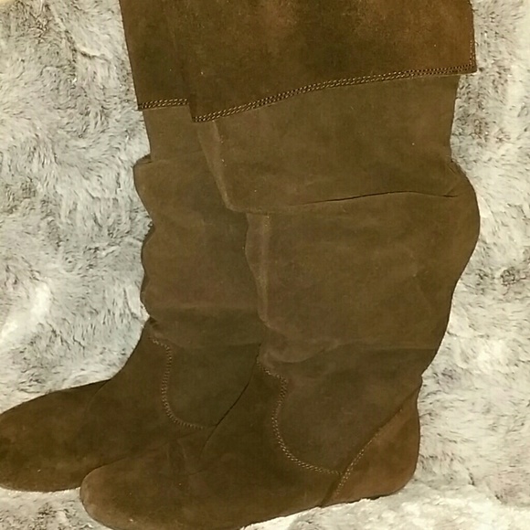 GIANNI BINI suede mid calf boots.