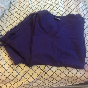 ‼️sale‼️Cherokee purple scrubs top and pants