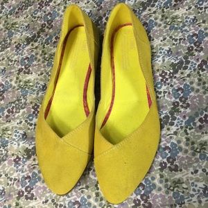 Yellow TOMS flats