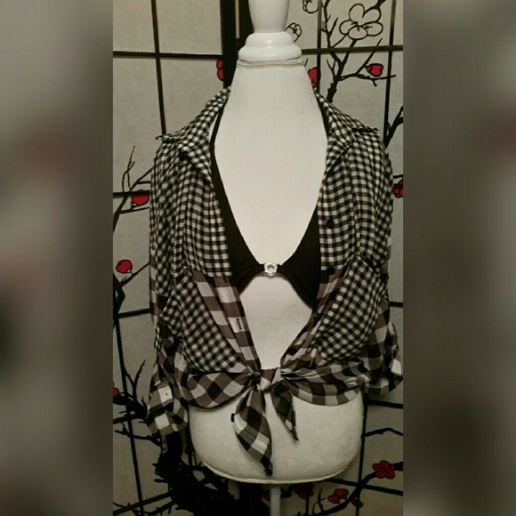 Plaid. Tunic length blouse - Picture 3 of 4