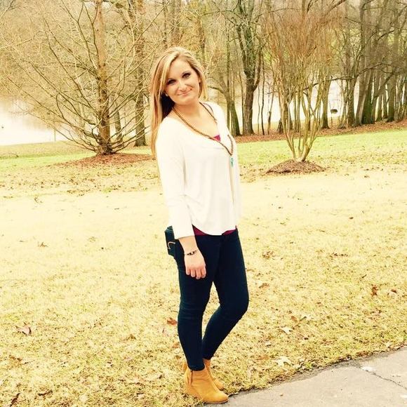 Meet your Posher, Lauren