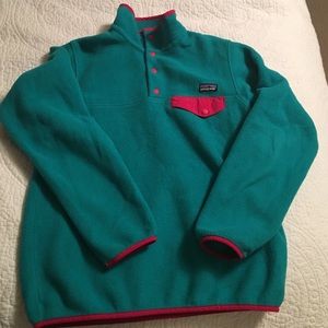 Fleece Patagonia pullover, great colors.