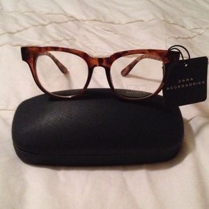 Zara glasses