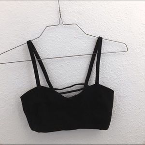 ✨BRANDY MELVILLE CHIYO TOP BRALETTE✨