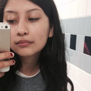 Meet your Posher, Nidia