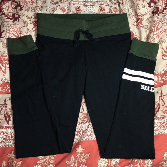 PINK Victoria's Secret Pants - PINK Colligate Leggings SMALL