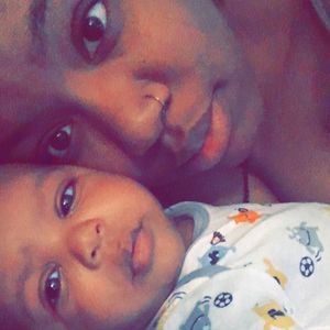 Meet your Posher, Desiree