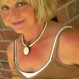 Meet your Posher, Yvonne