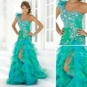 Prom dress