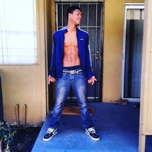 Meet your Posher, Joshua