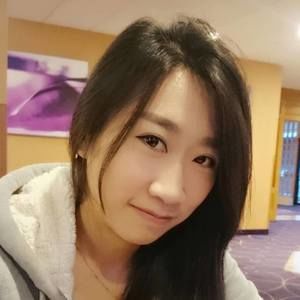 Meet your Posher, Adele