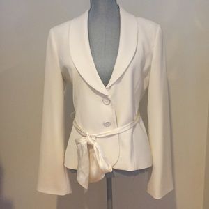 White House Black Market Cream/White Blazer EUC