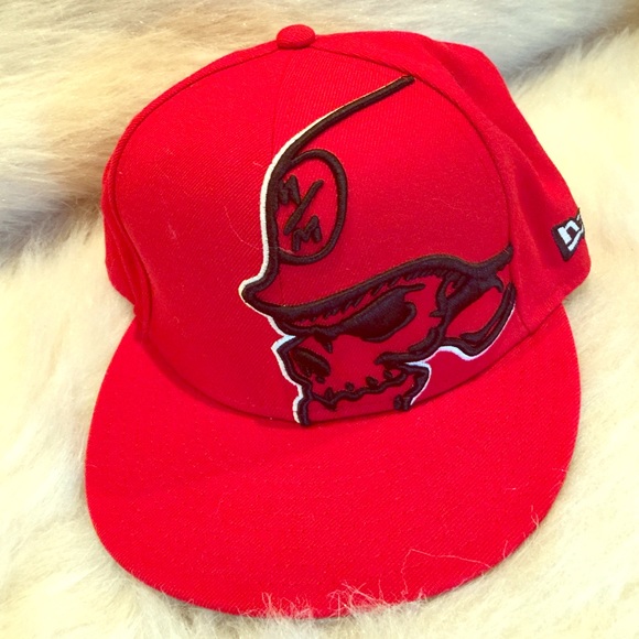 Red & Black Metal Mulisha Hat. 7 3/8