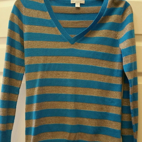 Striped v-neck sweater