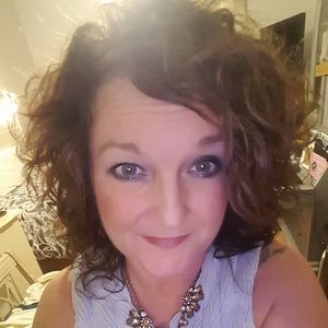 Meet your Posher, Anita