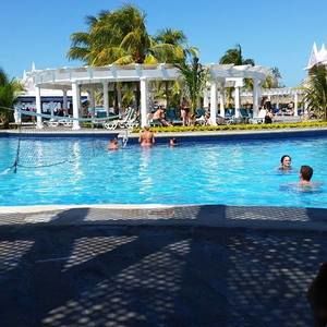 Meet your Posher, Collin