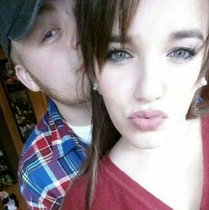 Meet your Posher, Kelcey