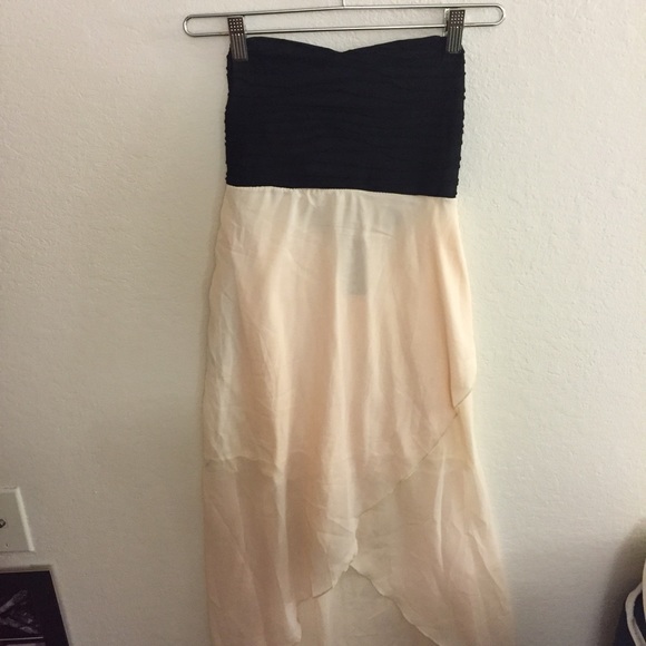 Strapless dress