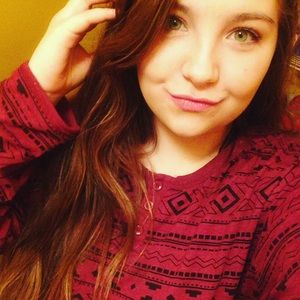 Meet your Posher, Karlee