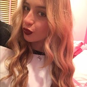 Meet your Posher, Madeleine