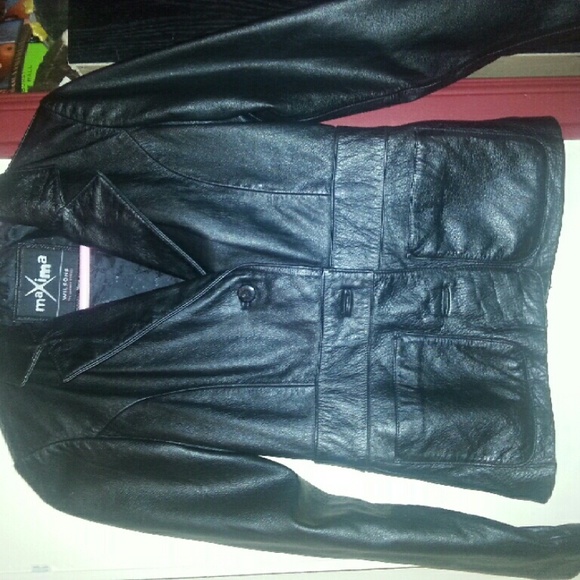 Leather jacket - Picture 1 of 4