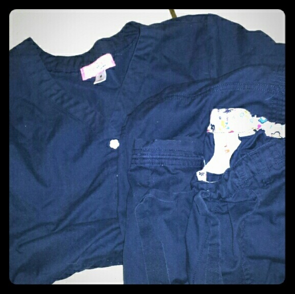 Koi scrub set