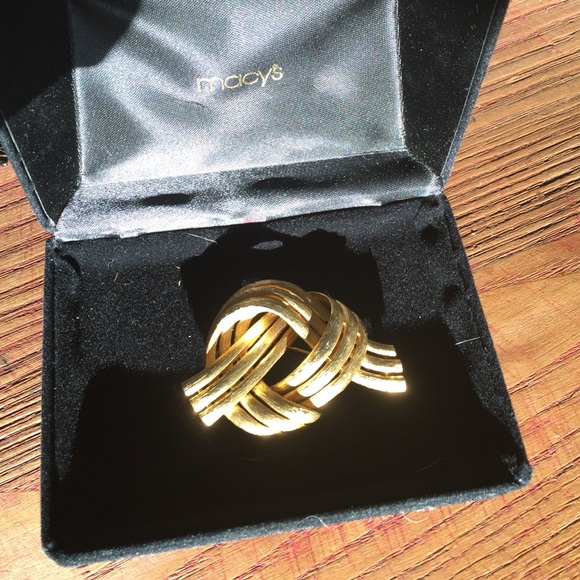 Brooch