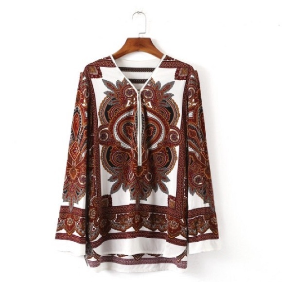 ❗️LAST❗️ Border Print Zip Front Blouse - Picture 2 of 4