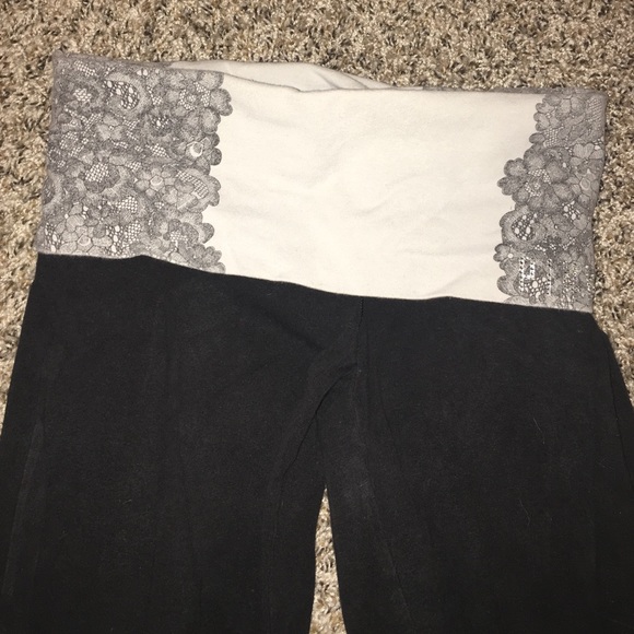 VS yoga pants