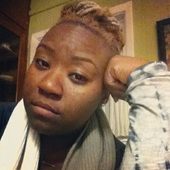 Meet your Posher, Arice - Picture 1 of 1