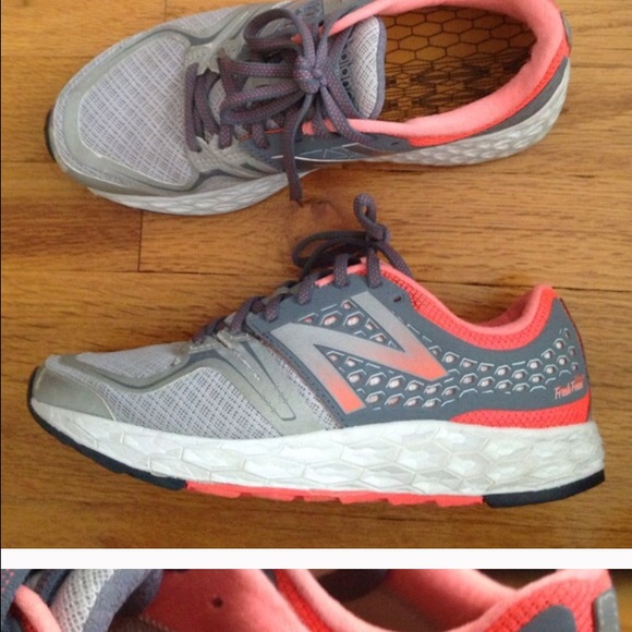 New balance foam sneakers- wide 🙌