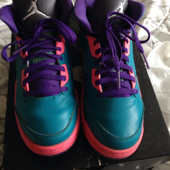 Girls Jordan Retro 5