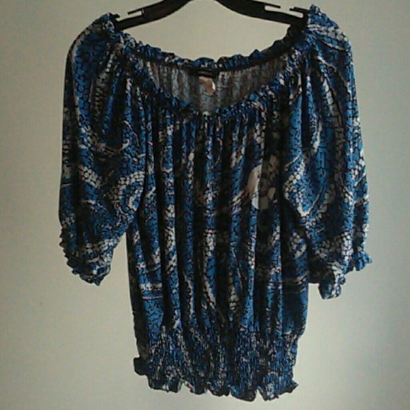 Blouse - Picture 2 of 4