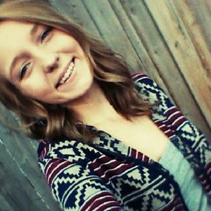 Meet your Posher, Kelsey