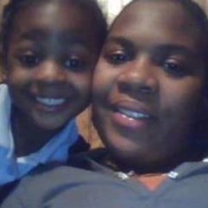 Meet your Posher, Latoya