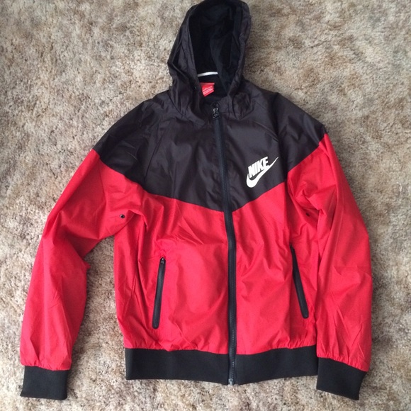 Nike windbreaker