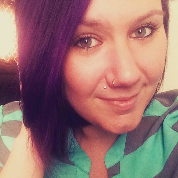 Meet your Posher, Raechel