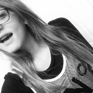 Meet your Posher, Marissa