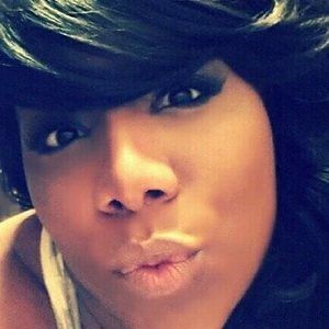 Meet your Posher, Leanne