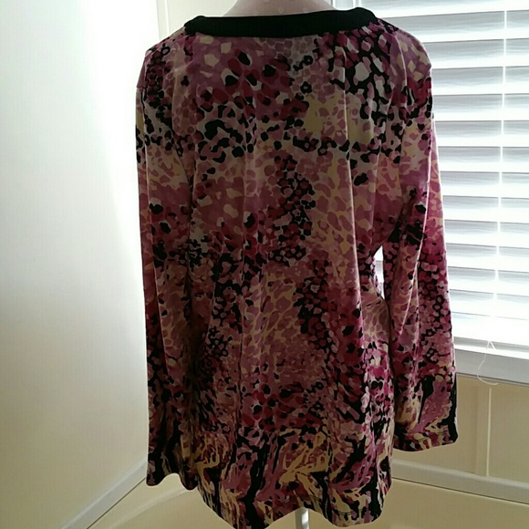 Fun Print Long Sleeve pullover Shirt in Pinks - Picture 3 of 4