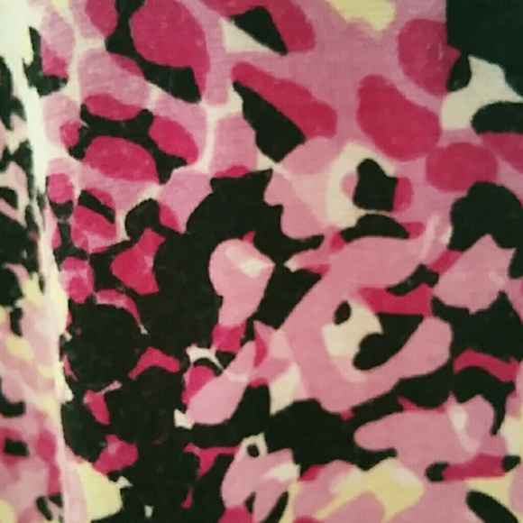 Fun Print Long Sleeve pullover Shirt in Pinks - Picture 4 of 4