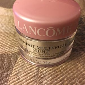 New bienfait multi-vital night cream