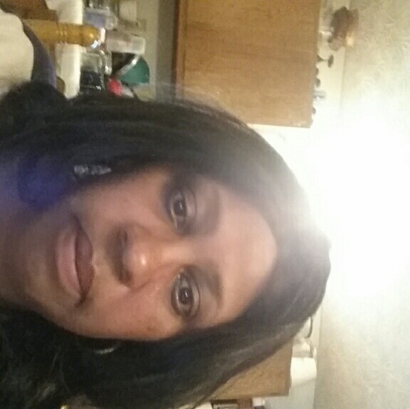Meet your Posher, Pamela - Picture 1 of 1