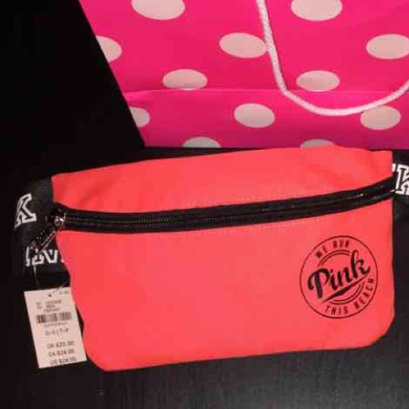 VS PINK fannypack