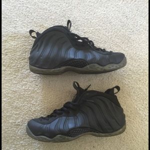 Nike foamposite / stealth