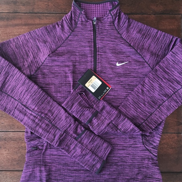 NEW!! NIKE Element Sphere 1/2 Zip!! Sz Small